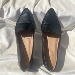 TWO PAIRS OF FLATS - Black and Camel Color
